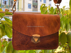 Vente en gros de sacs à bandoulière en cuir véritable polyvalents et de haute qualité pour femmes sacs en cuir de grande capacité sacs à bandoulière simples - Product Image 3