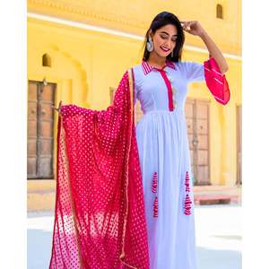 Ensemble Kurta en mousseline de soie blanche Nadiya avec manches longues et dupatta rose, taille XS - Product Image 6