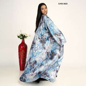 Abaya tipo cárdigan de satén suave de primera calidad, larga, elegante, ligera, a la moda, formal, disponible para la venta. - Product Image 2