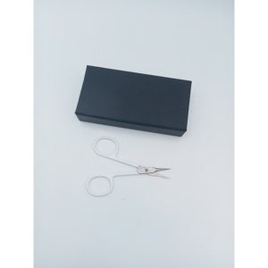 Ciseaux de maquillage en acier inoxydable robustes pour usage quotidien, pour les poils du nez, les sourcils, les ongles - Product Image 2
