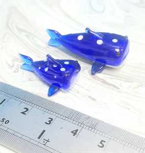 Nuevos Adornos de Animales Tallados a Mano, Estilo Folk, Pequeñas Figuras Creativas de Peces en Cristal, Decoración para el Hogar y Escritorio, Color Personalizable - Product Image 3