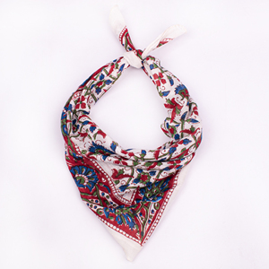 Pañuelo Cuadrado de Algodón con Estampado Floral, Estilo Casual Multifuncional para la Playa, Uso en las Cuatro Estaciones, Accesorio Unisex - Product Image 3