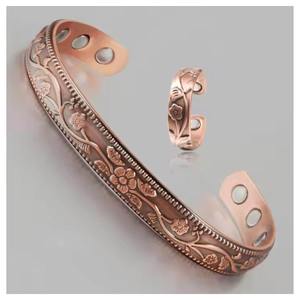 Bracelet en cuivre pur fait à la main pour hommes et femmes |   Bracelet artisanal solide réglable - Product Image 1