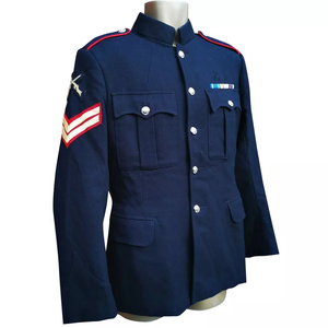 Veste rouge de style militaire pour homme, logo personnalisé, détails brodés bleus, col montant, manches longues, coupe régulière, polyester, toutes saisons - Product Image 6