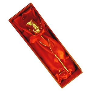 Figurine de rose plaquée or 24 carats Sanaar Crafts - Thème Amour Éternel - Cadeau promotionnel original - Décoration artistique de collection - Product Image 5