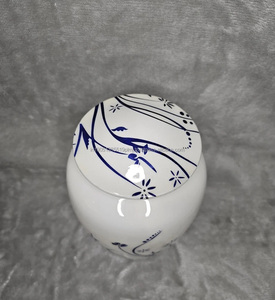 Urnes de crémation en aluminium blanc de haute qualité pour les cendres humaines Urnes de crémation commémoratives en métal pour les cendres masculines et féminines adultes - Product Image 4