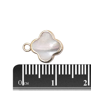 Pendentif en laiton plaqué or 18 carats en forme d'étoile ninja en nacre blanche avec attache pour la création de bijoux - Product Image 5