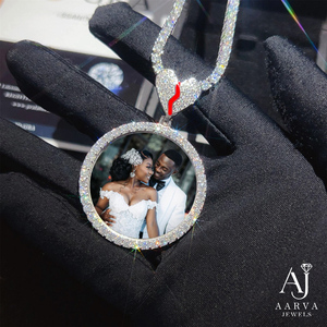 Colgante de Moissanita Redondo Personalizado con Foto Estilo Hip Hop, Corazón Roto, Baño de Oro Rosa sobre Plata 925, Dije de Diamante para Joyería de Fiesta - Product Image 5