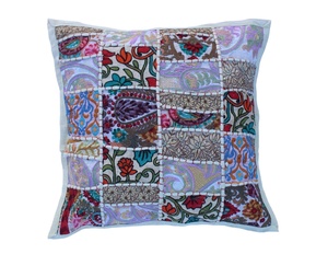 Nueva llegada surtido Sari Patchwork funda de cojín bordado Patchwork funda de almohada para la decoración del hogar - Product Image 1