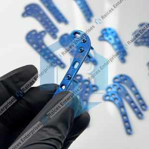 Juego de tornillos y placas supracondilares de titanio de alta calidad de 2.0 mm, 58 piezas, con certificación CE, bloqueo manual de seguridad para ortopedia veterinaria - Product Image 3