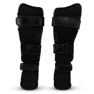 Protège-tibias de sport avancés en cuir PU avec fermeture auto-agrippante, construction de protection frontale durable et rembourrage intérieur confortable pour la boxe - Product Image 2