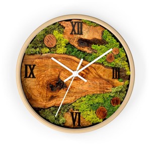Reloj de pared de madera de olivo hecho a mano con números romanos, reloj de pared de madera natural, decoración de pared de lujo para sala de estar rústica. - Product Image 4