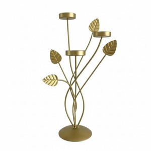 Candelabro con Diseño Innovador en Forma de Árbol Dorado con Detalles de Hojas para Decoración del Hogar - Product Image 1