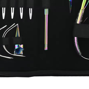 Kit d'outils professionnels pour extensions de cheveux en micro-perles, en acier inoxydable noir mat, durable et réutilisable, avec pinces, aiguilles, crochets, boucles, logo personnalisé - Product Image 6