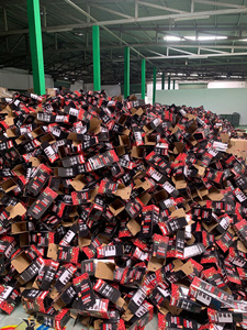ถ่านโคโค่นสำหรับบารากุ ขนาด 25 มม. รูปทรงลูกบาศก์ 72 ชิ้นต่อกล่อง ไร้ควัน ติดไฟได้นาน 120 นาที รับผลิตแบบ OEM - Product Image 4