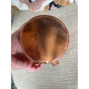 Carafe en cuivre avec poignée métallique, pichet métallique pour eau chaude ou froide, vin, jus, thé glacé - Ensemble de pichets métalliques durables pour les fêtes à prix réduit - Product Image 5