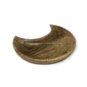 Bandeja de luna creciente de madera mejor calificada perfecta para meditación curativa energética y arreglos de cristal disponibles al mejor precio - Product Image 1