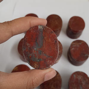 Pierre de jaspe rouge indonésien naturel de haute qualité, pierre lisse polie à la main, cristal de guérison, 45 × 35 mm - Product Image 2