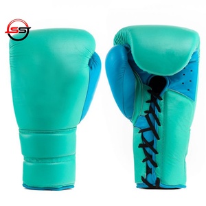 Gants de boxe de protection fabriqués avec un matériau durable, offrant un ajustement confortable, une prise sécurisée et idéaux pour la boxe - Product Image 4