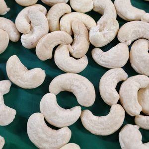 บรรจุภัณฑ์ OEM, ODM เมล็ดแคชู น็อตแคชู แบบขายส่ง เมล็ดแคชูซานติโก ส่งออกไปยังตะวันออกกลางและสหภาพยุโรป - Product Image 1