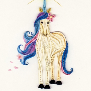 Carte de vœux artisanale en quilling, thème licorne, avec enveloppe, idéale pour l'art du papier et les cadeaux. - Product Image 2