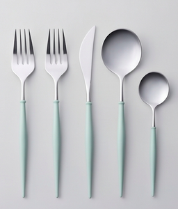 Ensemble de couverts minimalistes avec manches vert menthe, en acier inoxydable, passe au lave-vaisselle, pour une utilisation sur la table de mariage - Product Image 1