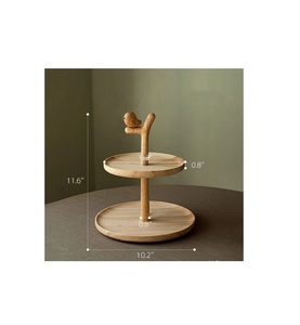 Support à gâteau en bois artisanal traditionnel avec plateforme ronde pour les services de traiteur et la présentation de desserts lors d'événements - Product Image 1