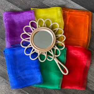 Miroir de poche décoratif en rotin en forme de fleur pour enfants miroirs uniques en osier naturel faits à la main pour les petits enfants - Product Image 6