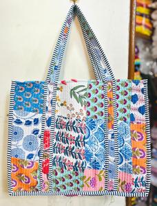 Bolsa de Mano Resistente con Diseño Floral Geométrico a Rayas, Nueva Colección 2026, Acolchada de Algodón, con Correa de Hombro y Gran Capacidad - Product Image 2