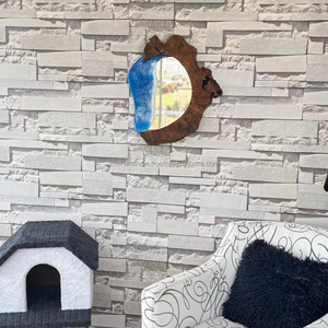 Espejo de pared con marco de resina hecho a mano más demandado para decoración Interior del hogar Vintage moderno Uso de boda ligero de alto pulido - Product Image 1