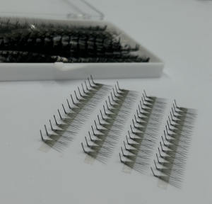 Cils en volume préfabriqués ultra-rapides 3D-20D fabriqués à la main en usine au Vietnam, en poils synthétiques PBT doux, avec logo personnalisé, plateaux à cils - Product Image 2