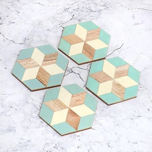 Ensemble de sous-verres et sets de table modernes de luxe faits à la main en résine et MDF - Extra grands, écologiques et réutilisables - Product Image 2
