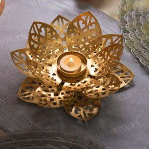 Portavelas de metal grabado a mano, recipiente decorativo de lujo para velas aromáticas, regalo para el hogar o bodas. - Product Image 1