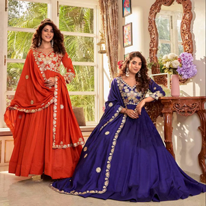 ชุดเดรส Star Georgette ดีไซน์เนอร์ พร้อมผ้าคลุมปักลายด้วยเลื่อม ชุดเดรส Star Georgette ปักเลื่อมและลายด้าย พร้อมผ้าคลุม - Product Image 1