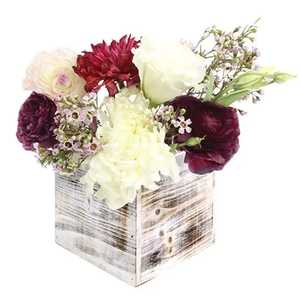 Jardinière en bois avec fleurs blanches, bordeaux, roses et violettes, finition vieillie, décorative, artisanale, écologique, pour la maison - Product Image 1