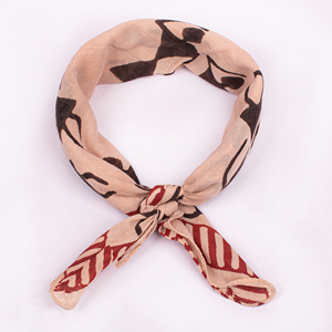 Foulard carré en coton écologique, style Bagaru, imprimé à la main, bandana unisexe respirant, à nouer autour du cou ou sur la tête - Product Image 5