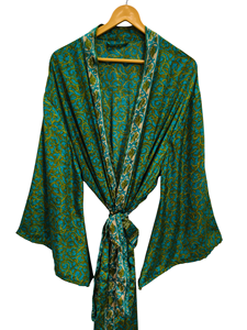 Bata de seda hasta el tobillo, multicolor, para dormir, estilo indio vintage, kimono de sari de seda reciclada - Product Image 1