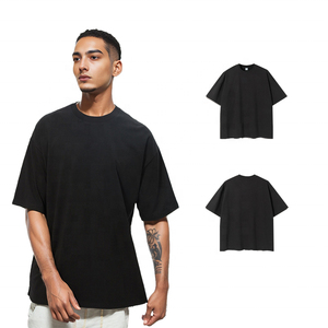 Camiseta Oversize Gráfica Boxy de Algodón Desgastado con Estampado Digital Personalizado de Fotos Estilo Streetwear para Hombre - Product Image 2