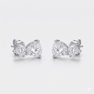 Pendientes de Plata de Ley 925 con Diamantes Cultivados en Laboratorio, Diseño de Corazón en Dos Tonos, Oro Puro de 14K, Regalo Elegante - Product Image 4
