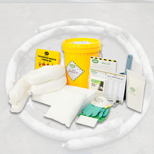 Kit para Derrames de Aceite de 30L con Cubeta – Kit de Respuesta a Derrames de Aceite Duradero para Uso en Talleres, Marino e Industrial, Suministro a Granel - Product Image 1
