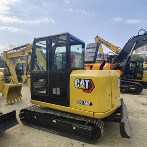 รถขุดขนาดเล็ก CAT ราคาพิเศษ ทนทาน กะทัดรัด พร้อมเบาะนั่งสบาย ควบคุมง่าย เหมาะสำหรับงานในพื้นที่แคบ - Product Image 5