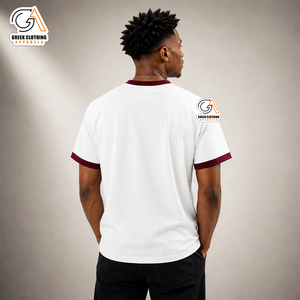 Ropa Griega, Camiseta Blanca de Manga Corta para Hombre con Contraste Marrón |   Cuello Redondo con Ribete en Contraste, Corte Formal, 100% Algodón, 300g - Product Image 2