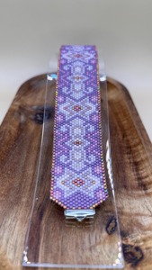 Bracelet Perlé Fait Main Motif Dégradé Violet Rose Blanc Bijou Exquis et Tendance Cadeau Idéal - Product Image 5