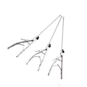 Pinza Portaagujas de Laparoscopia de Acero Inoxidable TC Tipo Pesado con Mandíbula Recta/Curva, Aprobada por CE por Grip Surgical - Product Image 1