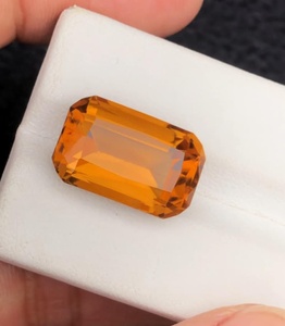 Piedra preciosa suelta facetada de citrino natural, limpio y amarillo, tipo lupa, para la fabricación de joyas. - Product Image 3
