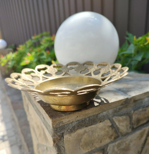 Venta al por mayor: Novedad, cuencos decorativos de latón hechos a mano con diseño coreano, bandeja grabada para exhibir joyas, llaves y artículos del hogar. - Product Image 4