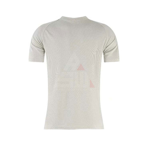 Nueva Camiseta de Fútbol de Invierno Estilo Sólido para Entrenamiento, con Logotipo Personalizado, Hecha en Pakistán, 100% Poliéster, Secado Rápido, Transpirable, Manga Corta - Product Image 2