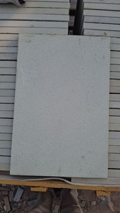 Dalles et carreaux de pierre naturelle de Kota, pierre calcaire durable et résistante, idéale pour l'aménagement extérieur des allées et des sols industriels. - Product Image 2