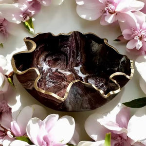 Bol décoratif fait main en résine époxy, design géode, bronze noir moyen et cuivre - Product Image 1