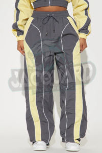 Ensemble de survêtement sportif léger en nylon pour homme et femme, coupe-vent et short de fitness, personnalisable ODM - Product Image 3